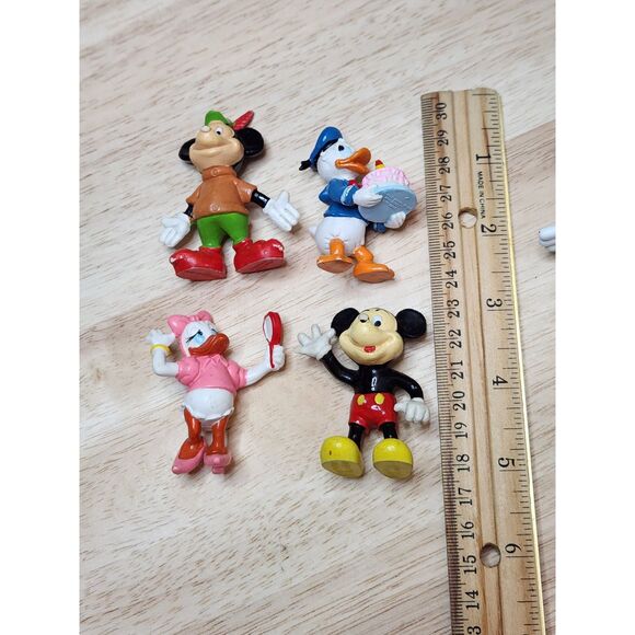 Disney Mickey Mouse & Friends Mini Figurines – Toy Bundle – Classic Characters - Picture 2 of 6